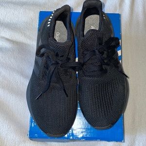 Shoes are too big for me. Great condition